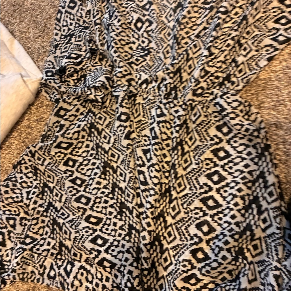 Black and White Geometric Pattern Dress